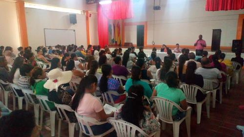 Asamblea padres de familia